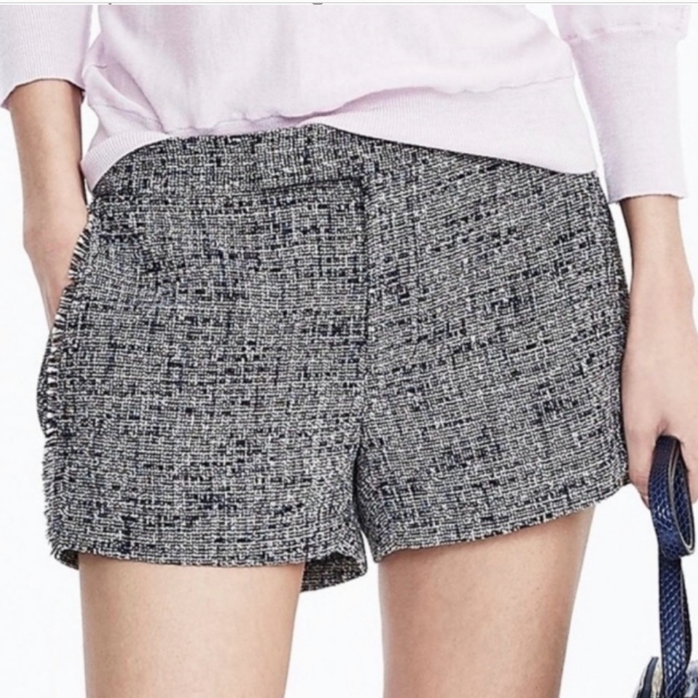 Banana Republic Tailored Preppy  Fringe Women's Black and White Tweed Shorts